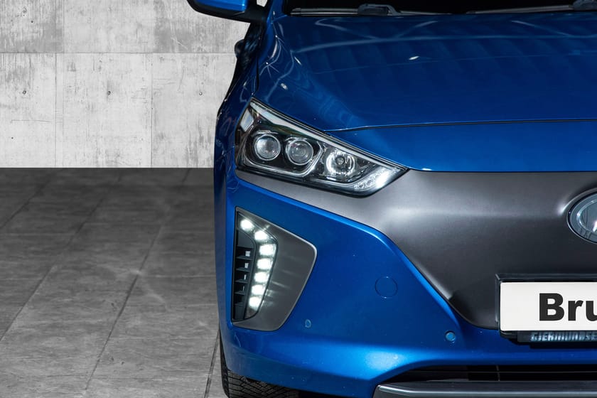 Bilde 2 av Hyundai Ioniq Electric Premium /ACC/Vent.seter/Infinity/R.kam/Keyless/Skinn++
