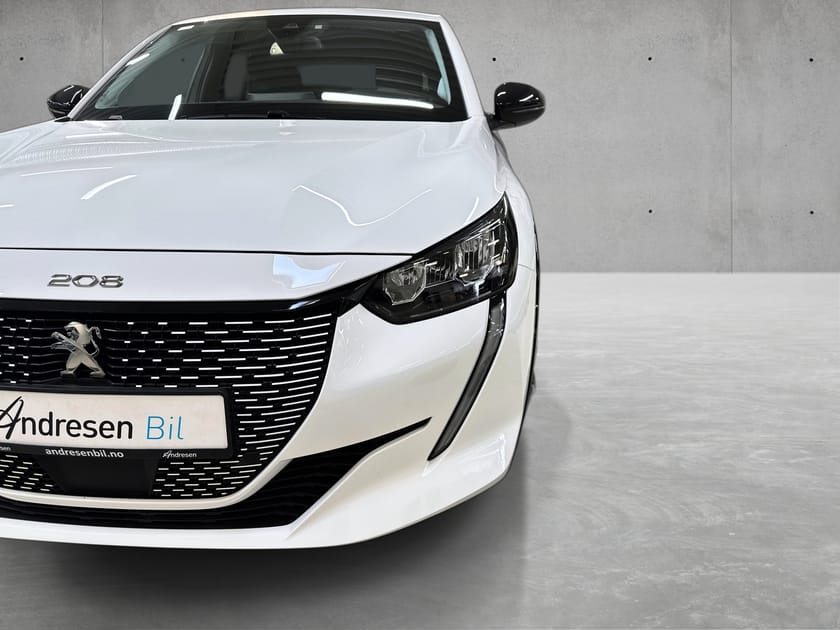 Bilde 2 av Peugeot e-208 Lav km