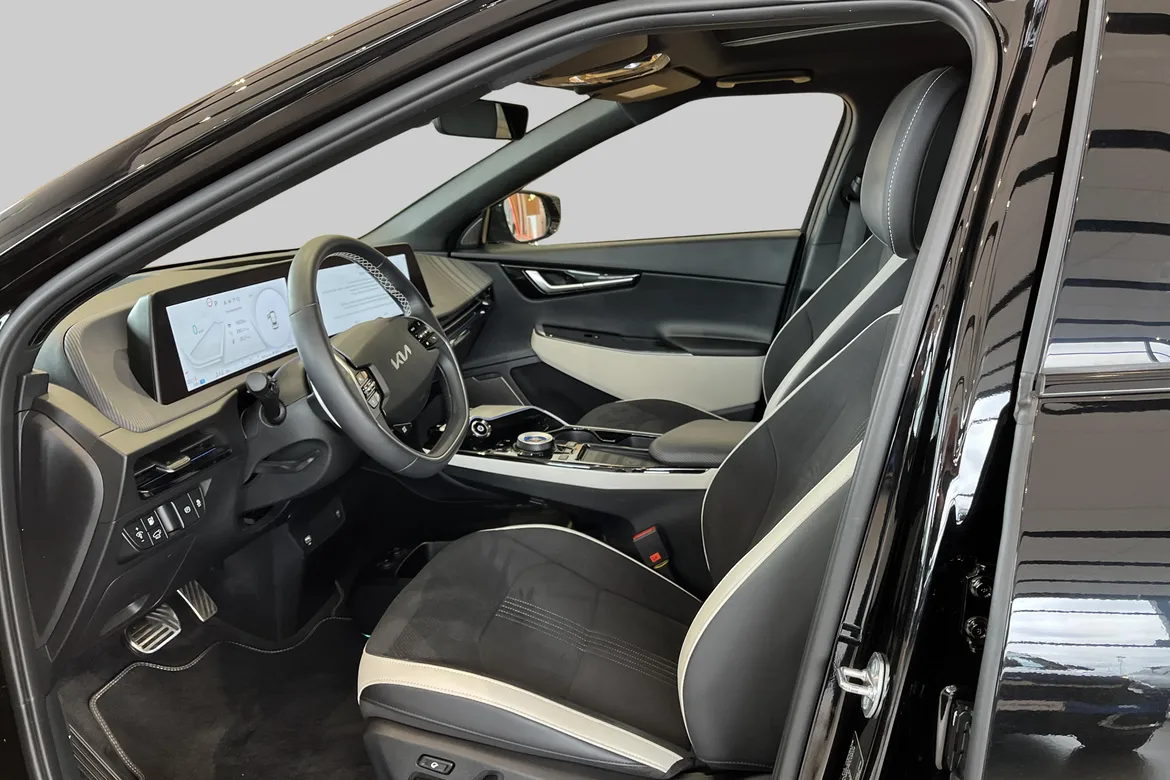 picture of a car