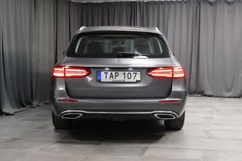 Bild 4 av Mercedes-Benz E 220 T d 4MATIC Avantgarde Värmare Burmester HUD Pano