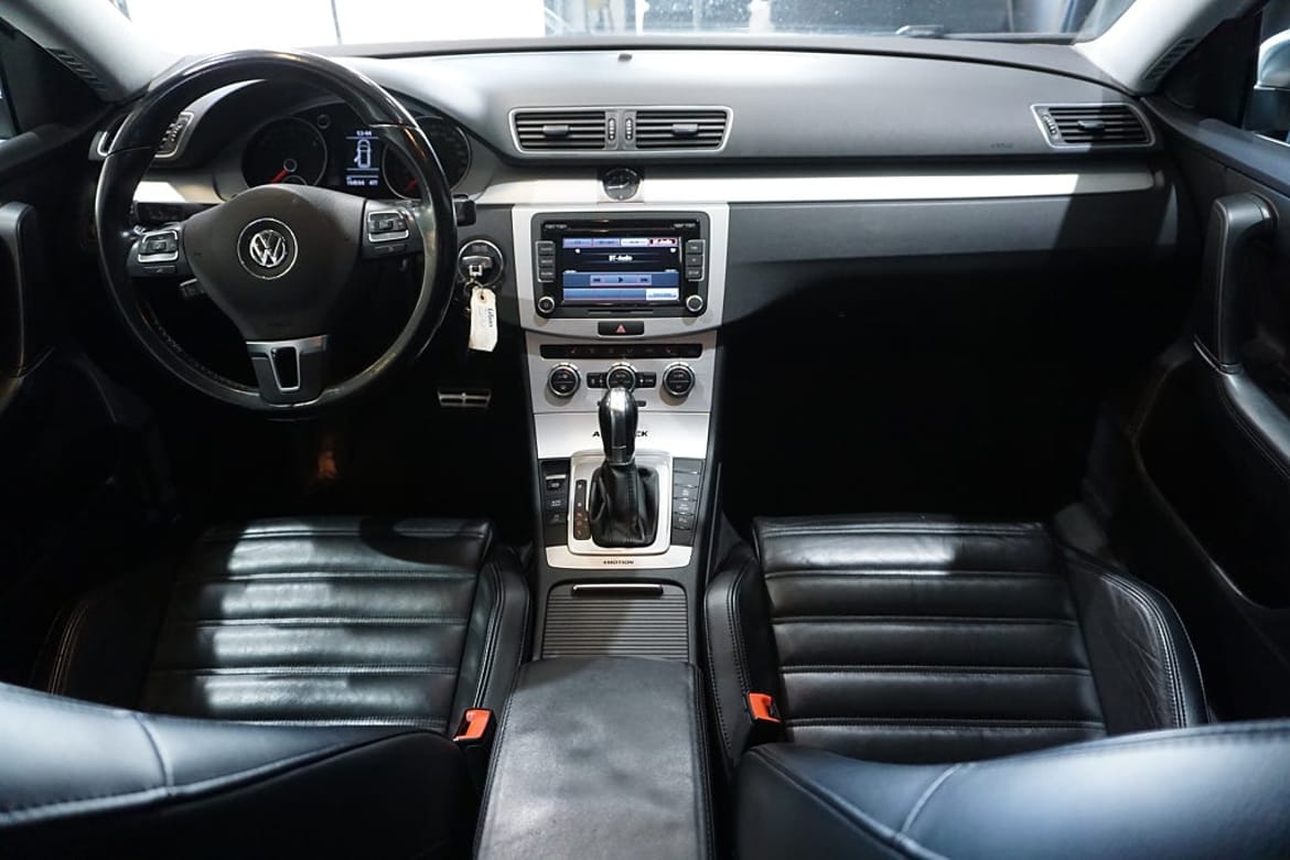 Volkswagen Passat 2014 - miniatyr 9