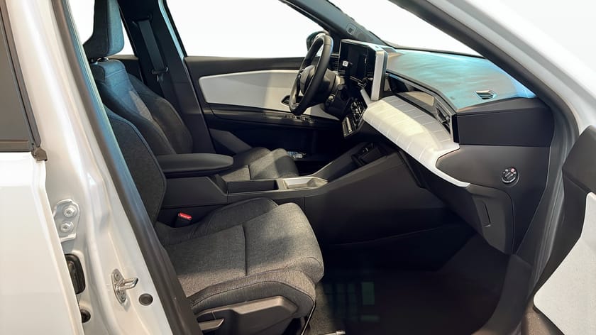 Bild 3 av Renault 4 E-Tech ELECTRIC EVOLUTION EV40 *Privatleasing från 3390kr/mån*