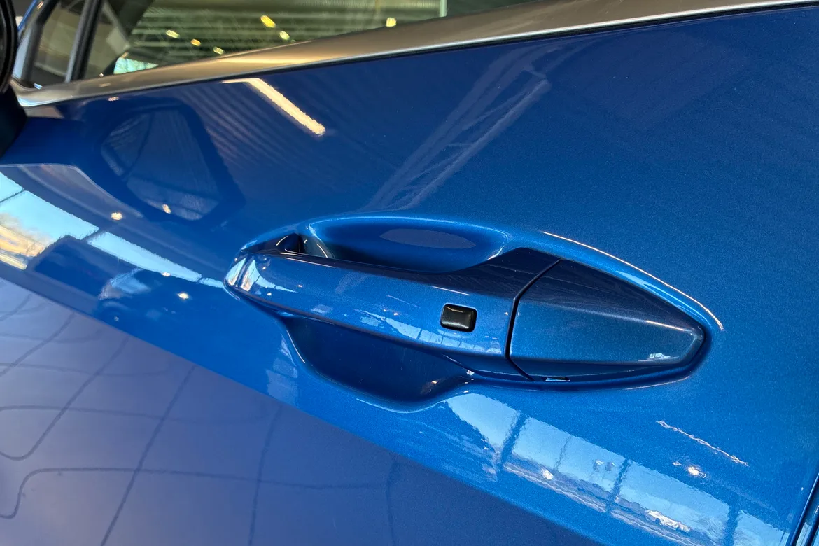 picture of a car