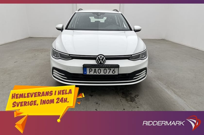 Bild 2 av Volkswagen Golf Sportscombi 1.5 eTSI 131hk M&K-värm Kamera Cockpit