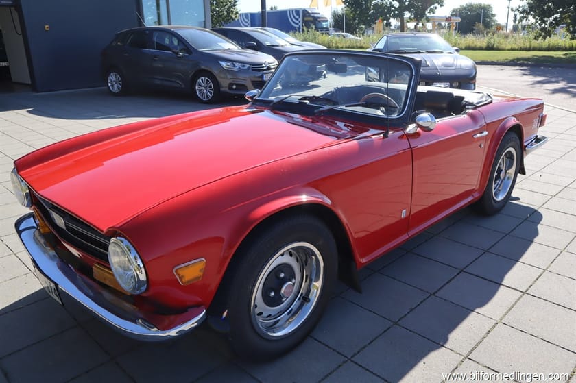 Bild 5 av Triumph TR6 2.5 Skinnklädsel