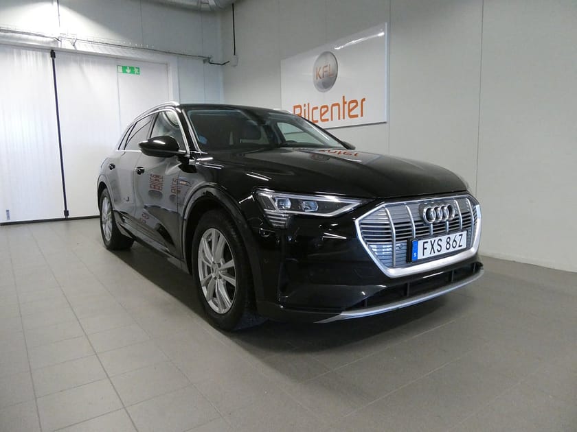 Bild 3 av Audi e-tron 50 quattro *KFL 10år 2,99%* Navi-Luftfjädring-Skinn-SoV