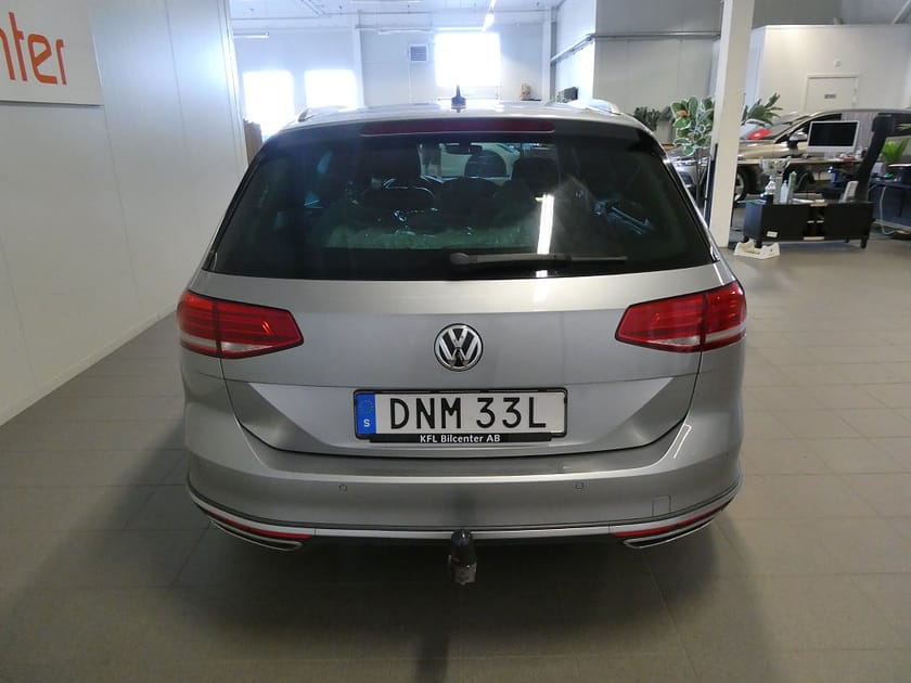 Bild 4 av Volkswagen Passat Alltrack 2.0 TDI 4M Cockpit-Drag-Värmare-Skinn-HUD-SoV