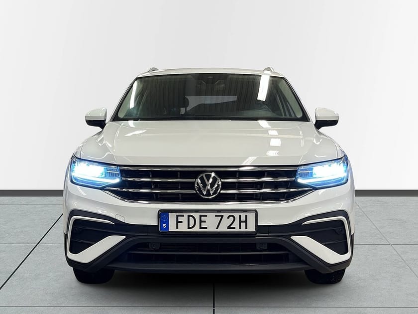 Bild 2 av Volkswagen Tiguan Allspace 7-sätes 2.0 7-Sitsig/Moms/Drag/Kamera/SoV/Ad.fart