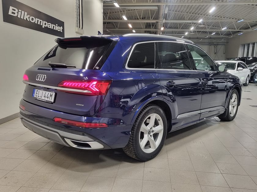 Bild 4 av Audi Q7 50 TDI quattro 7-Seater S LINE | 286 hk | 7-Sits | ,Vinterhjul