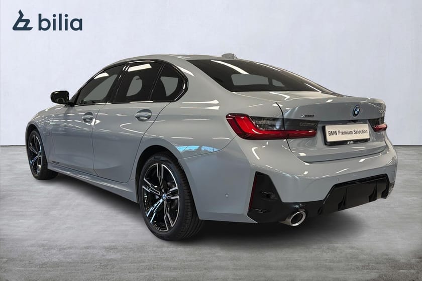 Bild 2 av BMW 330e xDrive Sedan M-sport | Drag | HiFi | Aktiv farth.