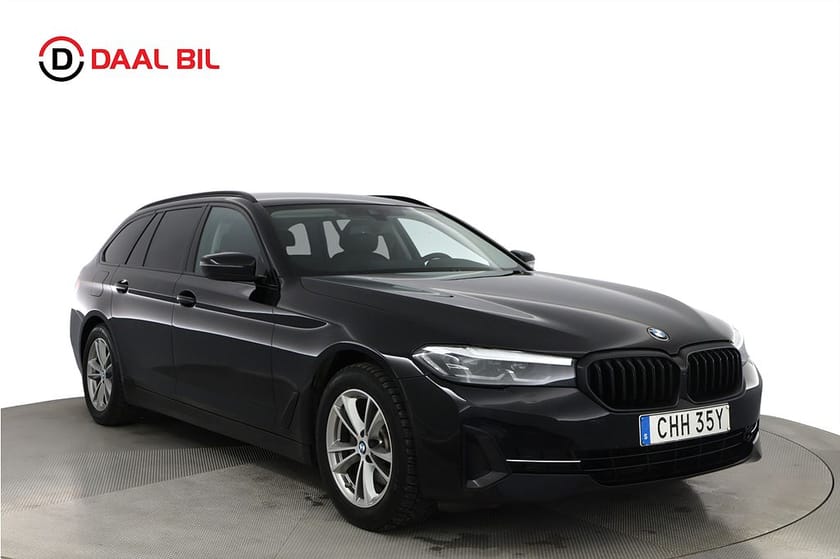 Bild 3 av BMW 520d xDrive Touring 190HK SPORT LINE DRAG B-KAM P-VÄRM LÄDER