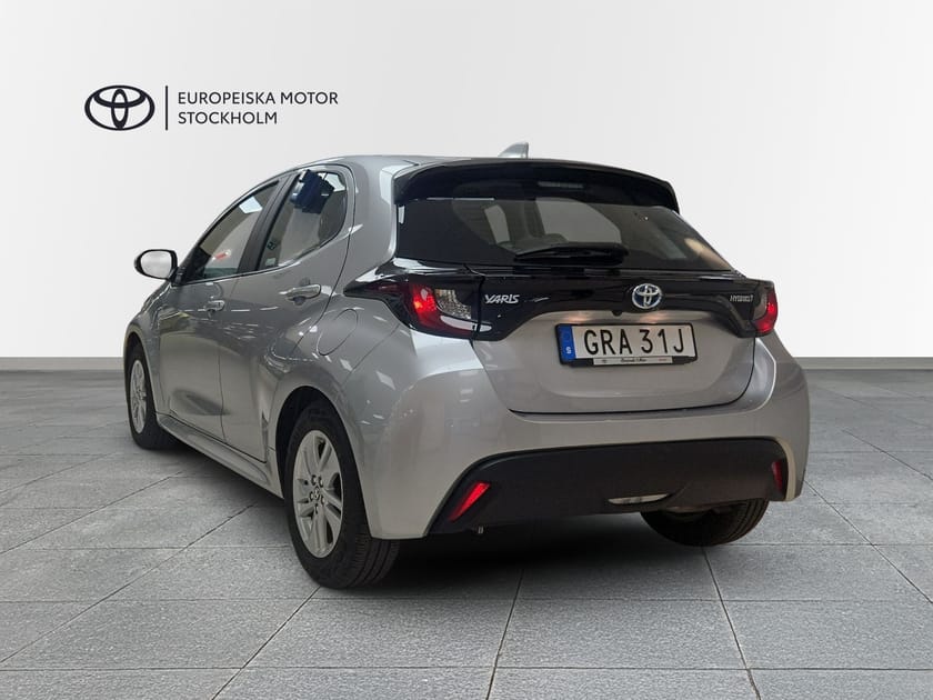 Bild 3 av Toyota Yaris Hybrid 1.5 HSD Active Komfort / V-hjul / 1685mil
