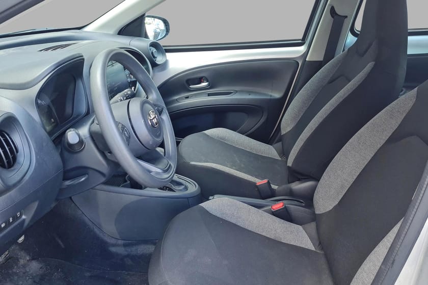Bilde 4 av Toyota Aygo X 1.0 Life - Ryggekamera