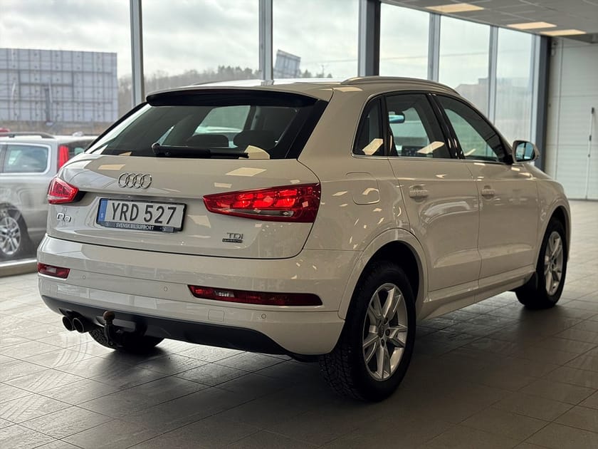 Bild 2 av Audi Q3 2.0 TDI Quattro S-Tronic Proline Automat 150Hk