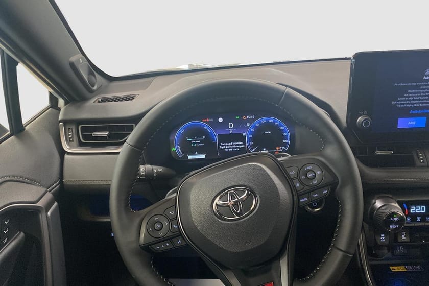 Bild 3 av Toyota RAV4 Hybrid AWD-i GR Sport, Vinterhjul, Dragkrok