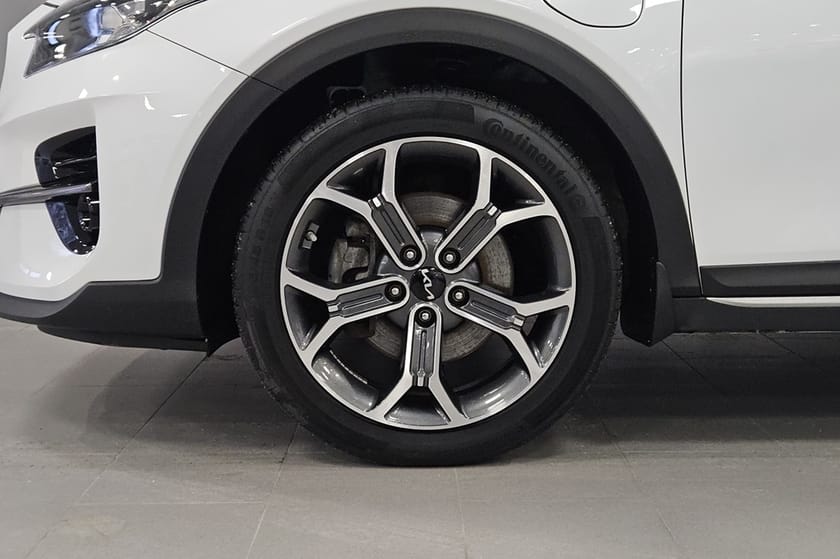 Bild 5 av Kia XCeed Plug-in Hybrid DCT 141HK Aut  Navi
