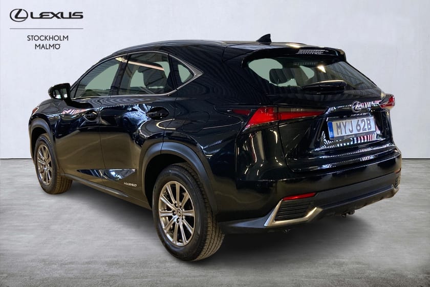 Bild 2 av Lexus NX 300h AWD Skinn Backkamera Navigation