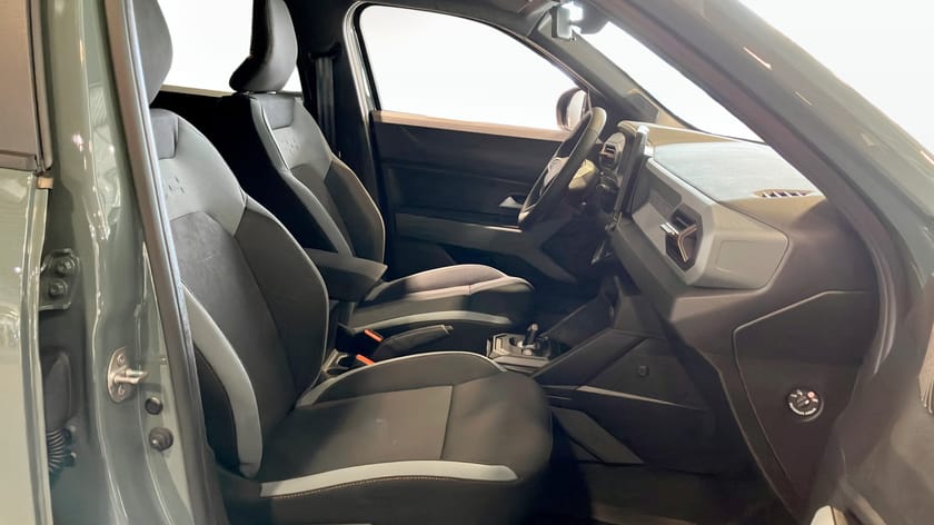 Bild 3 av Dacia Duster HYBRID 140 EXTREME 0% RÄNTEKAMPANJ *DEMOBIL