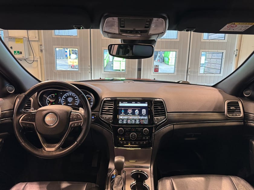 Bild 5 av Jeep Grand Cherokee 3.0 V6 CRD 4WD Pano Drag Gps Se Spec!