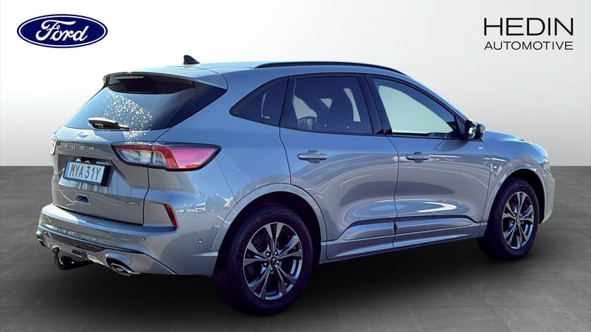 Bild 2 av Ford Kuga Plug-In Hybrid ST-Line X Phev | Drag | Navigation | Moms