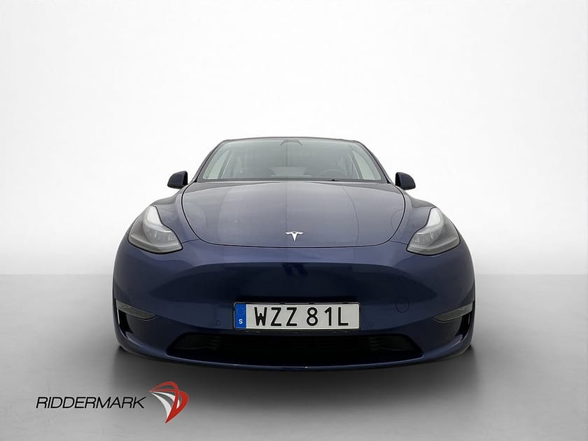 Bild 3 av Tesla Model Y Long Range AWD Pano Drag AP Skinn Kamera