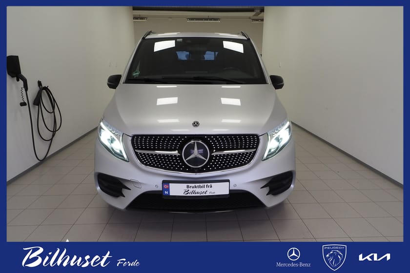 Bilde 5 av Mercedes-Benz V 300d 4MATIC 3.1t V300 Vare A2 WEBASTO/KROK/ADAPTIV CRUSE/3100KG