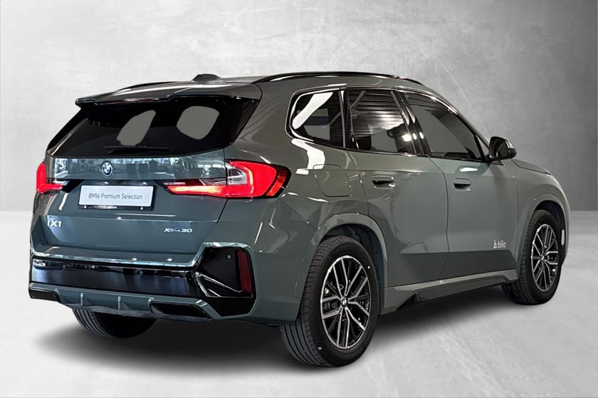 Bilde 3 av BMW iX1 xDrive30 Fully Charged,M-Sport,HUD,H/K,ACC,Hengerfeste