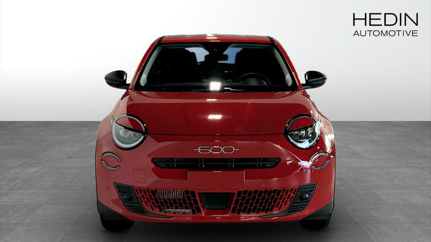 Bild 2 av Fiat 600 Hybrid HEV LOUNGE 1.2 100 HK DCT6 FWD.