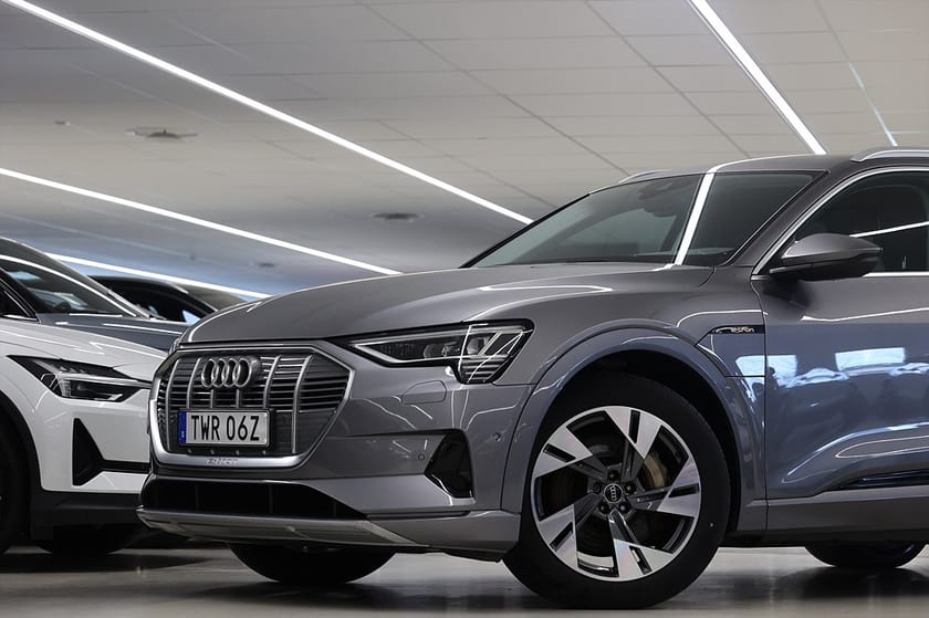 Bild 5 av Audi e-tron 55 quattro 408hk Proline Drag Navi Läder Cockpit
