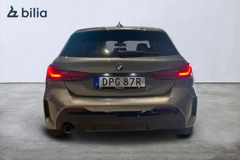 Bild 5 av BMW 118i Steptronic M Sport/Rattvärme/H/K/Adaptiv farthållare