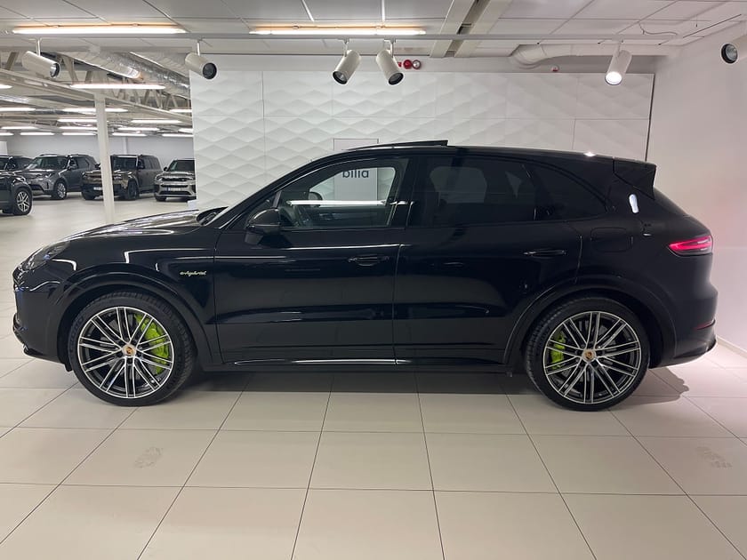 Bild 2 av Porsche Cayenne Turbo S E-Hybrid 680 hk / En ägare