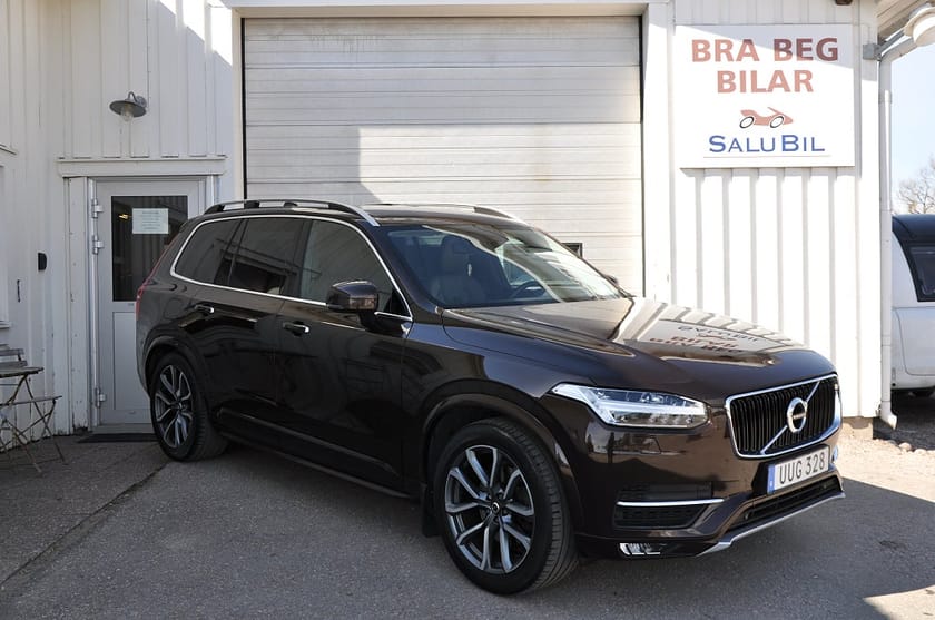 Bild 1 av Volvo XC90 D5 AWD Skinn Luftfjädring Nav Drag 7-sits H/K