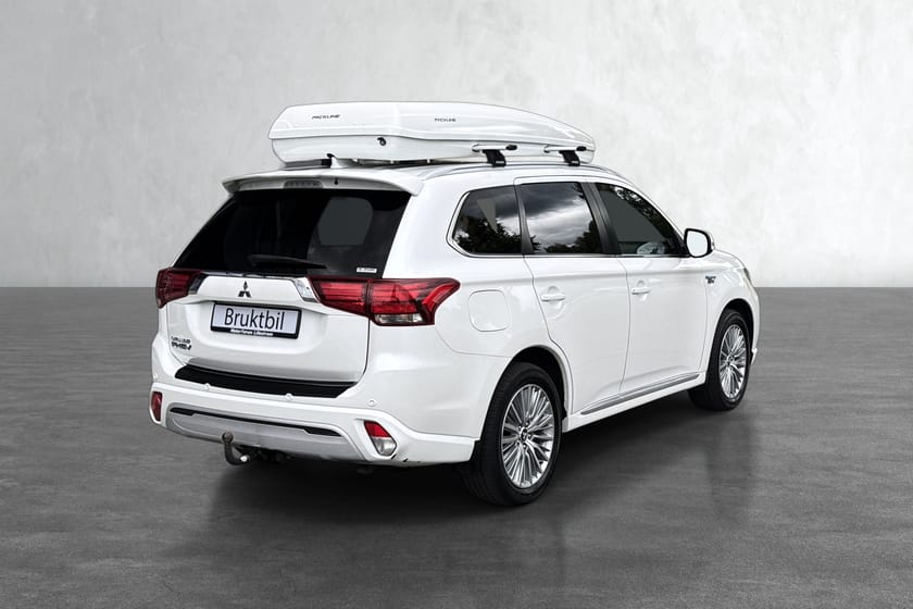Bilde 5 av Mitsubishi Outlander PHEV Instyle+ / 4WD / Nybilgaranti / Plug-in / Lav km-stand