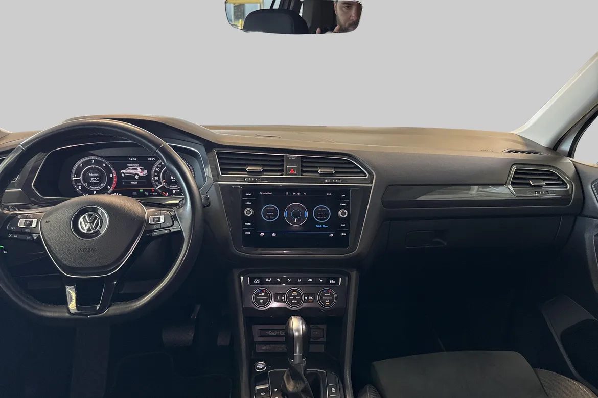 picture of a car