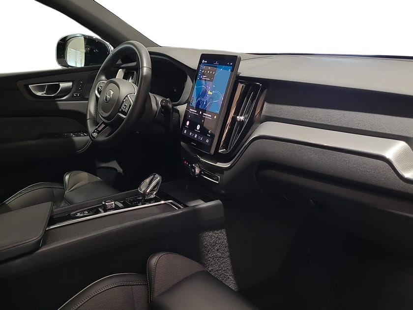 Bild 4 av Volvo XC60 T6 Plus Black Nordic Edition