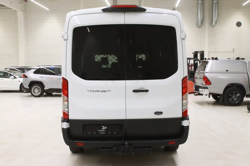 Bilde 4 av Ford Transit 350 Crew Van Kombi 2,0TDCi 150hk L3H2 Trend 9s ACC/Krok/Kamera
