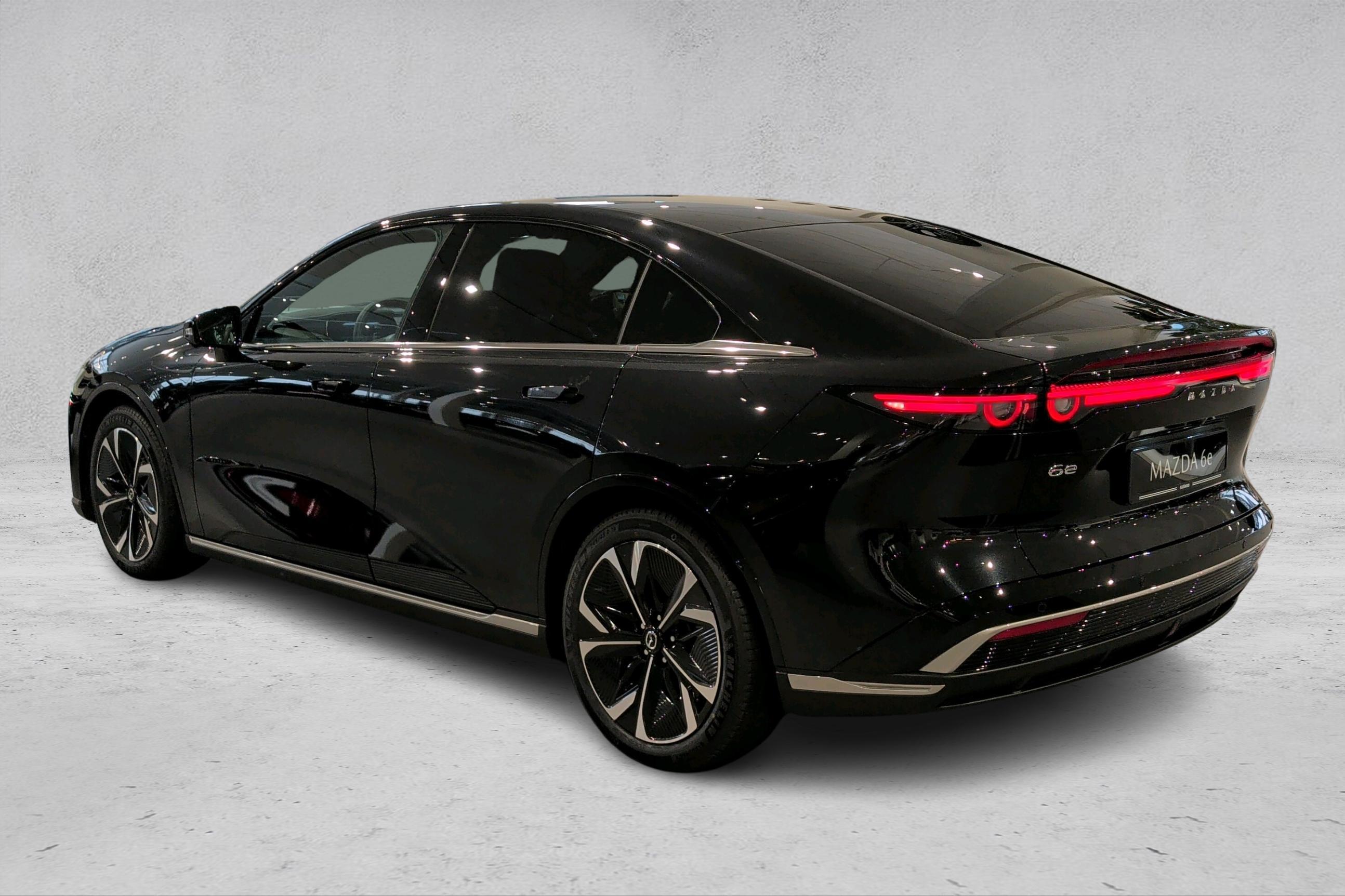 Thumnail bilde 2 av Mazda 6e Long Range