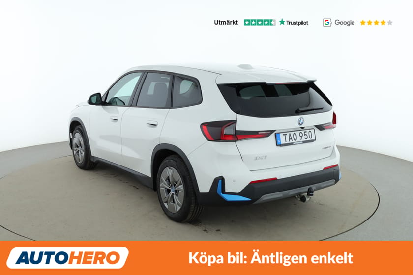 Bild 3 av BMW iX1 xDrive30 / Spotify, Drag, Helljusassist, P-assist