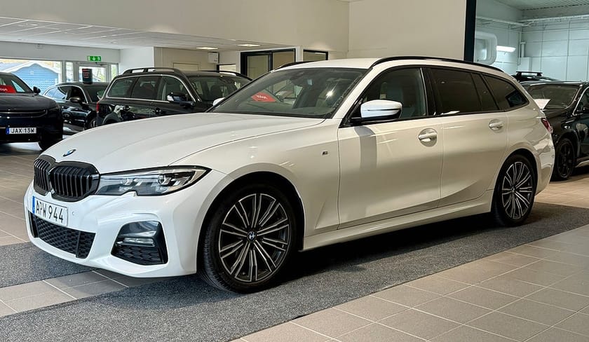 Bild 2 av BMW 320d xDrive Touring 320 190hk M-Sport Connected/HiFi/Drag/