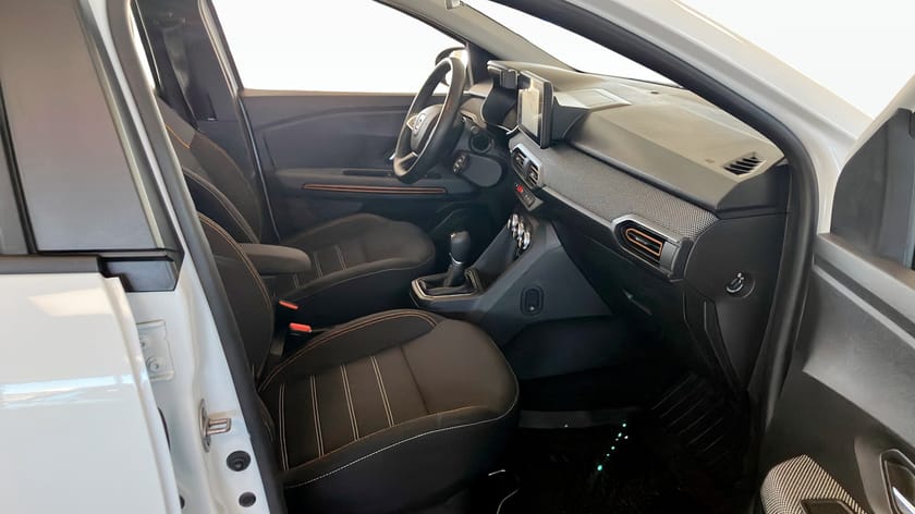 Bild 3 av Dacia Sandero Stepway 1.0 TCE CVT 91HK CARPLAY KAMERA NAVI