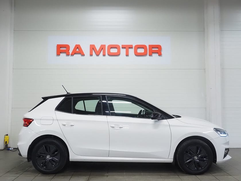 Bild 4 av Škoda Fabia Skoda 1.0 TSI 110hk DSG Style | Backkamera | PDC |