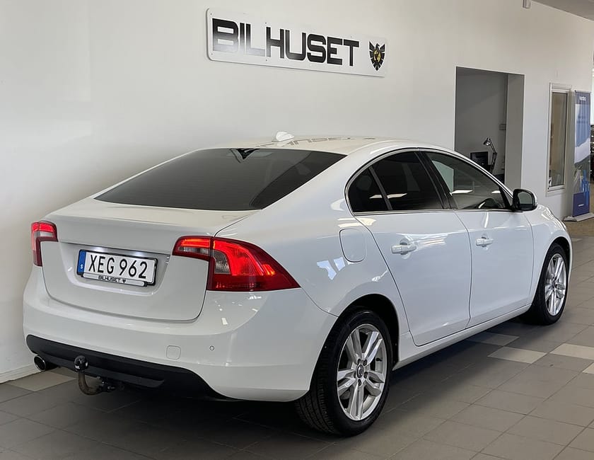 Bild 3 av Volvo S60 D4 AUTO VÄRMARE DRAG SKINN XENON *KAMPANJRÄNTA*