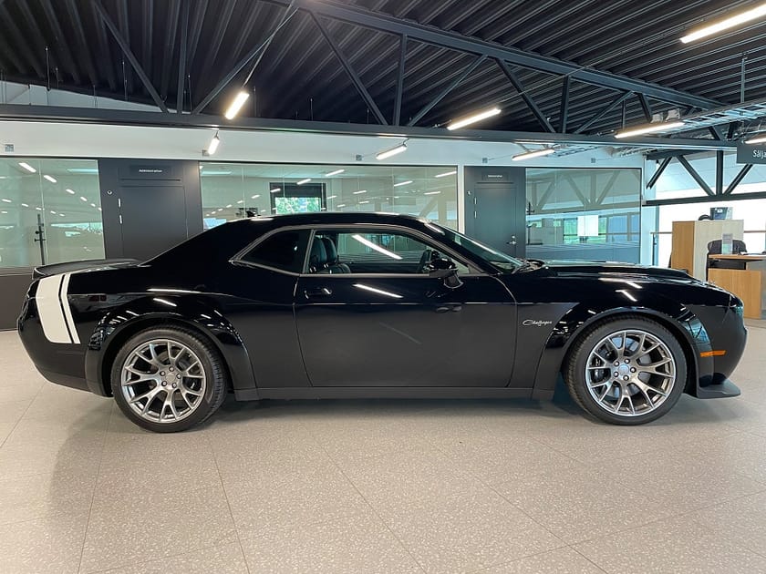 Bild 4 av Dodge Challenger SRT Super Stock Redeye Black Ghost 817hk  Last call Moms Se Spec!