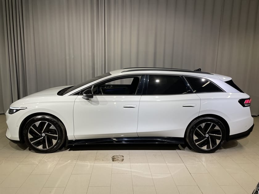 Bild 3 av Volkswagen ID.7 Pro S Tourer 86 KWH, DRAGKROK