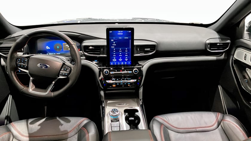 Bild 4 av Ford Explorer Plug-In Hybrid PHEV V6 457HK ST-LINE 7-SITS PANO DRAG