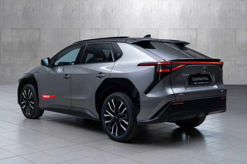Bilde 4 av Toyota bZ4X AWD Executive Panorama Bitone