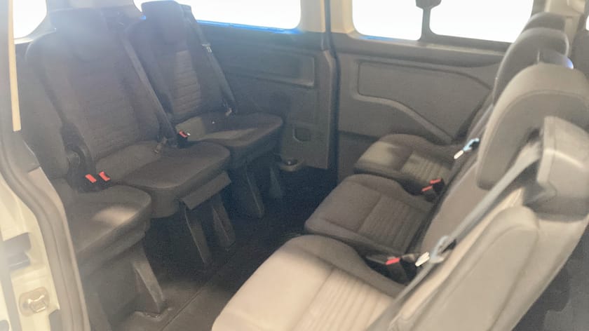 Bild 4 av Ford Tourneo Custom 320 L2 TITANIUM AUT 170Hkr | Värmare