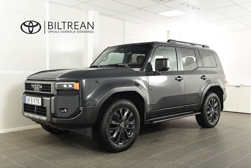 Bild 1 av Toyota Land Cruiser 2.8 4WD Executive MOMS