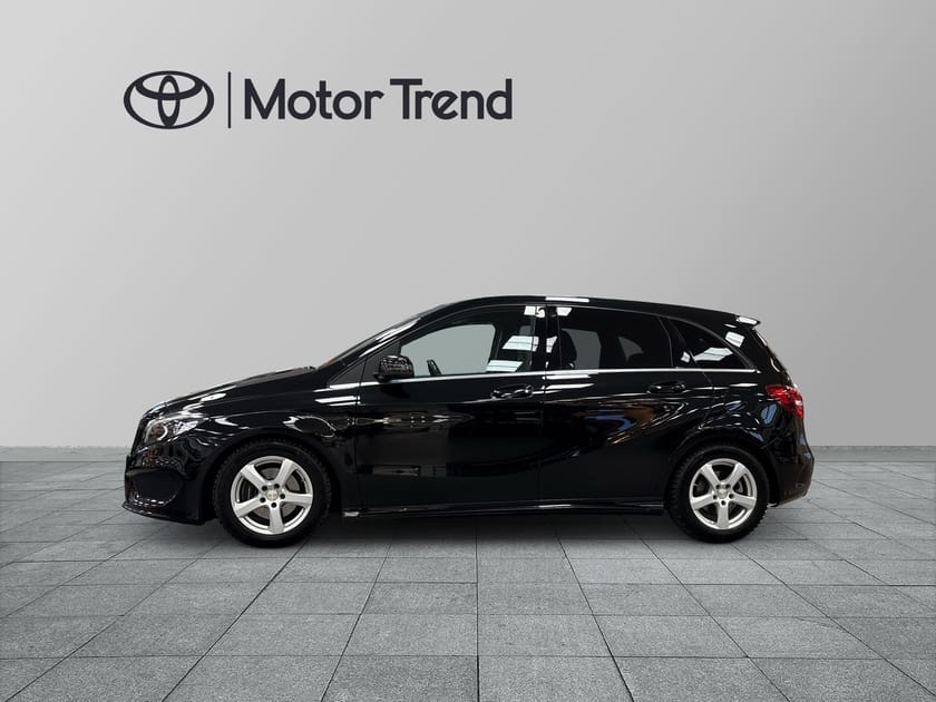 Bild 3 av Mercedes-Benz B 200 d AMG Sport S+V-hjul