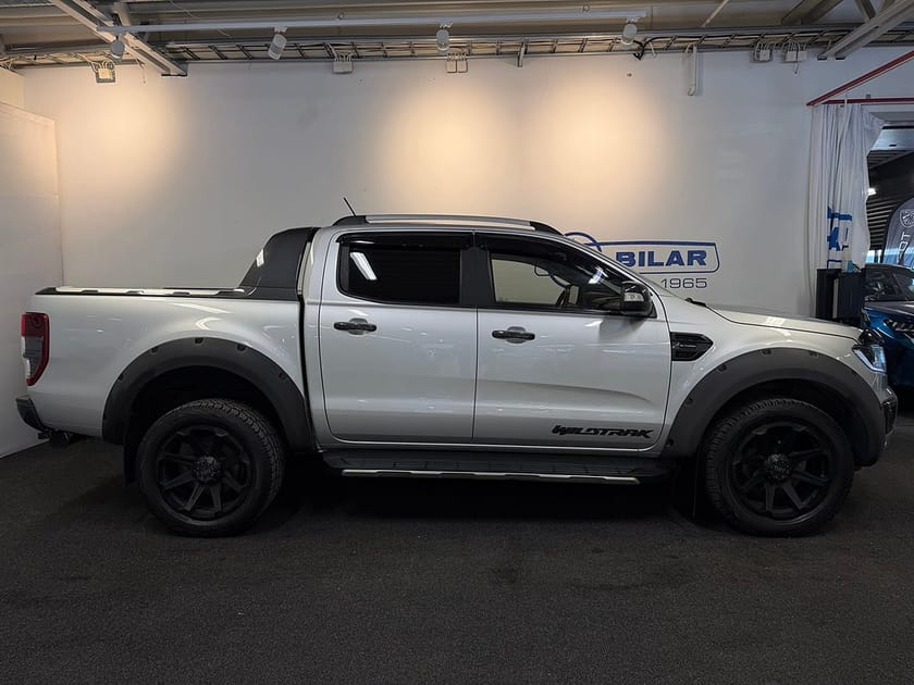 Bild 2 av Ford Ranger Dubbelhytt 2.0 Bi-Turbo 4x4 WILDTRAK 213HK/ Drag/ Vhjul